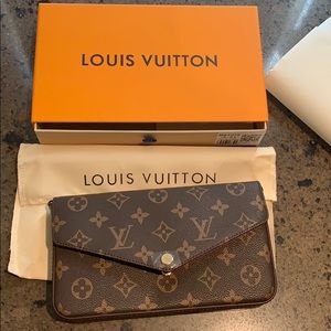 Louis Vuitton Félicie Pochette